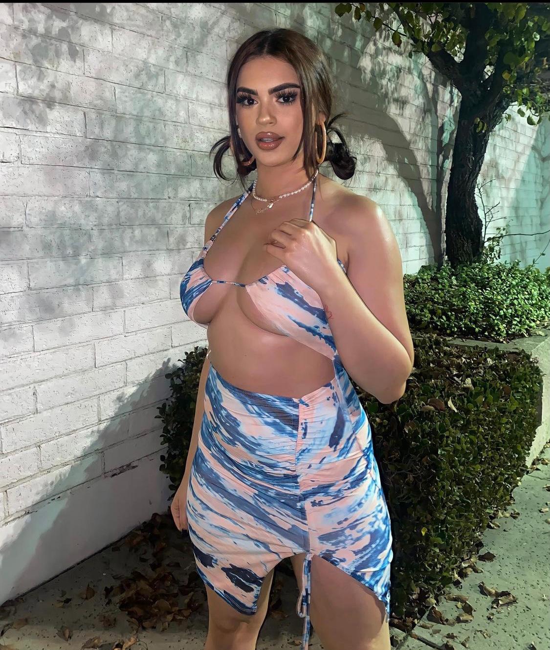 I’M HOT AND READY TO BE FUCKED🍆🍑💦🔥 I’M HOT AND READY TO BE FUCKED🍆🍑💦🔥