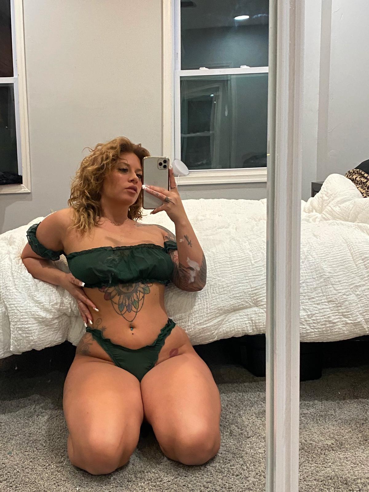 HMU on snap monguarymeditha HMU on snap monguarymeditha