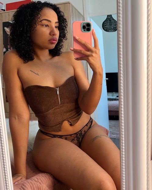 Juicy & Submissive Lady - Snapchat: Meganspidellxo no. (708) 406-9453) Juicy & Submissive Lady - Snapchat: Meganspidellxo no. (708) 406-9453)