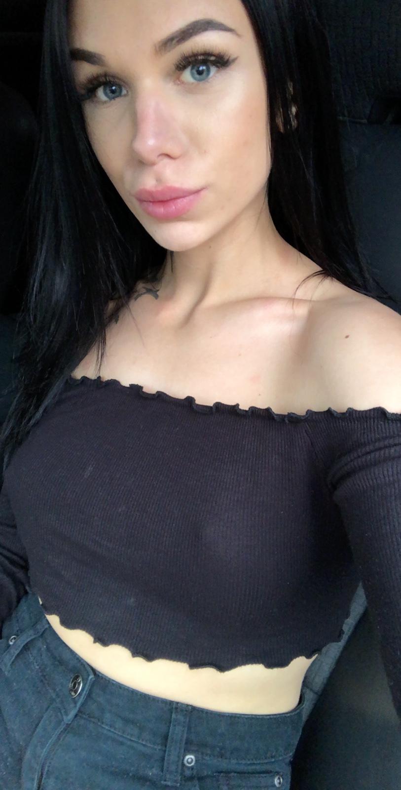 Available for sweet fun๐ Available for sweet fun๐