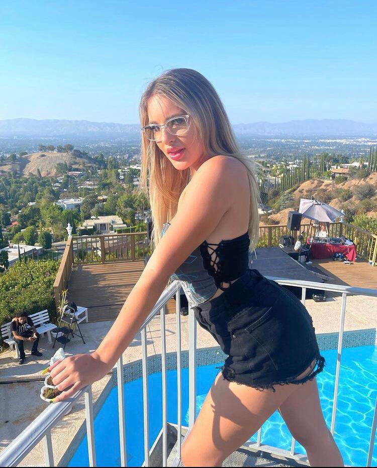 Down to fuck ✅🥶 Down to fuck ✅🥶