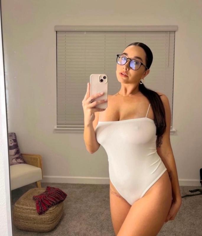 Milky 🥛 hookups and my nudes 🍆🍫💋🍒😍🥰🥛