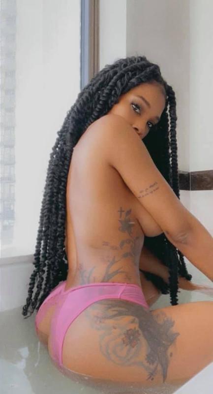 escort available for hookup