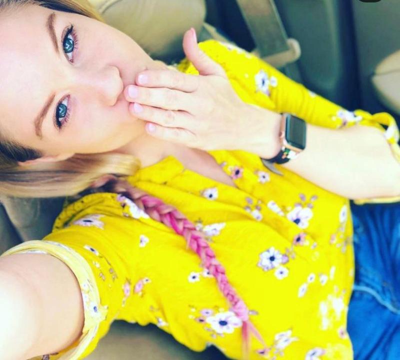 Hello kings Are you stressed and need Some hot reliever? I’m a horny mature girl