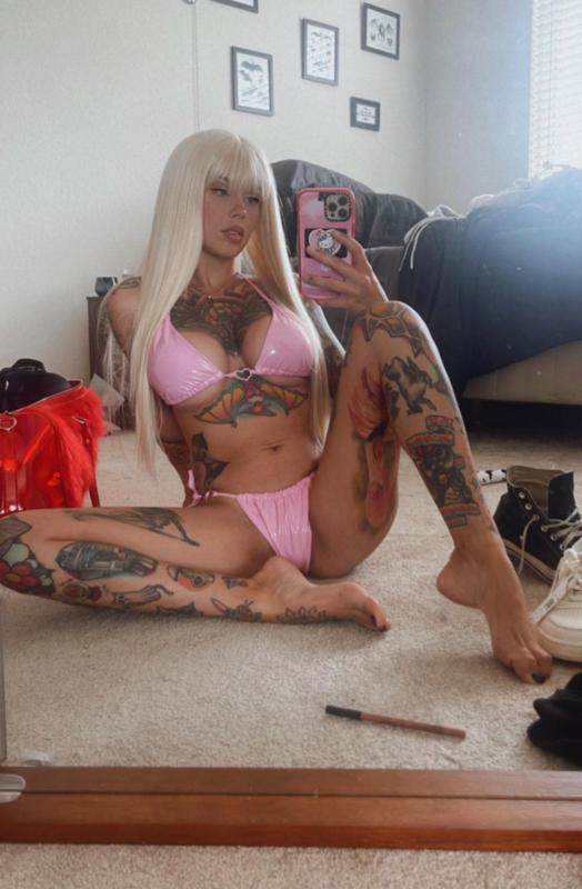 👅👅Available for hookup and fun text me 602-825-3999 🍑🍑