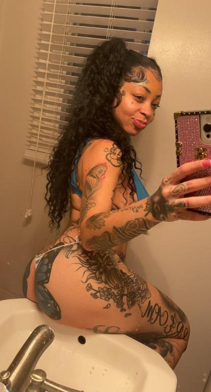 Hot 🔥and sexy😍available 👅🍭😋 🍆💦🍑🥰