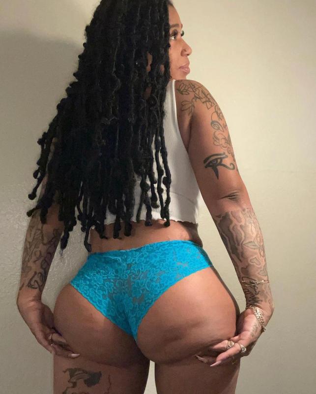 Available for naughty freaky and sex hookups