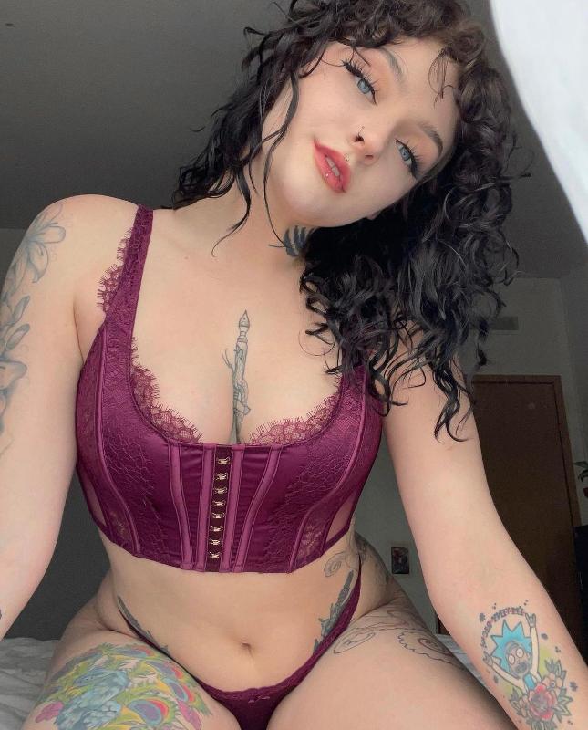 Hook up available 24/7 🥰🌺