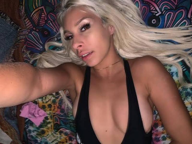 I'm available for hookup both incall and outcall no games