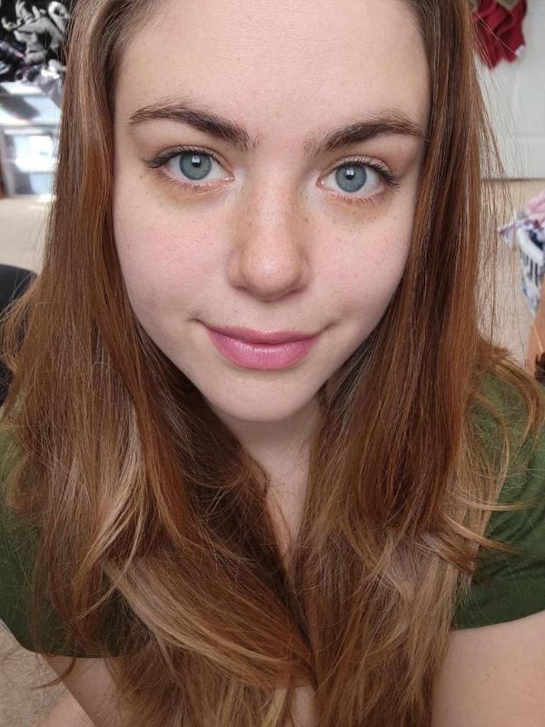 Hey hunnies.🖐 I am with a great body, sweet tight 🙀 and big juicy tits❤