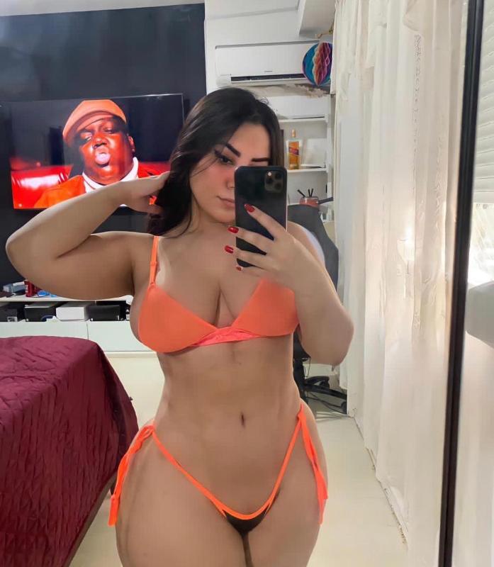 I’m Alysa michel I enjoy different types of music and food as well as time spen