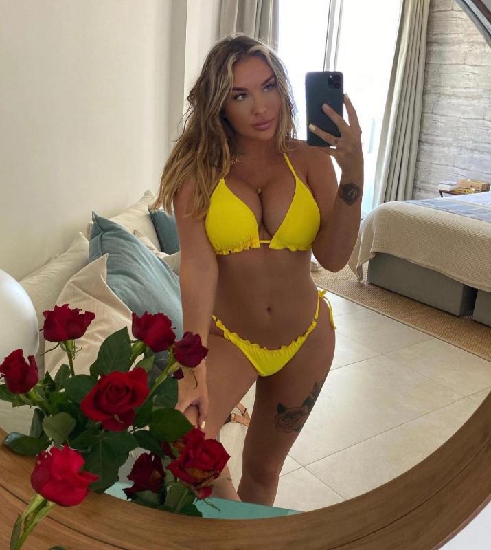 I'M AVAILABLE FOR FULL SERVICE 🍆🍑💦💦 WITH NO RESTRICTION 😍 (847) 829-8002