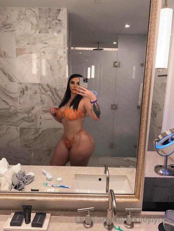 JUICY AND FREAKY💦