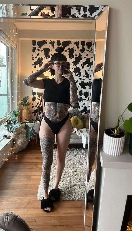 I’m available hit me up let have fun