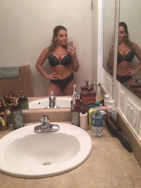 I’m available for hookup!!!