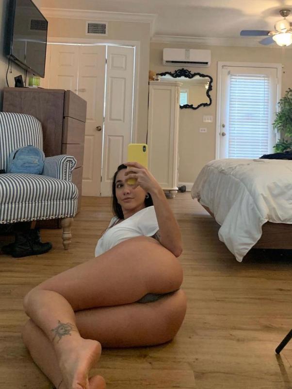 Hot🥵 joy🍑🍆Snapchat: joydale22 or text me (209) 362-3182 I’m available🍆🍑