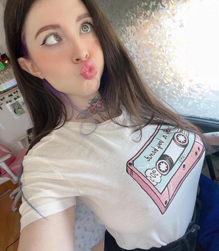 Hot 🥵 sarah Snapchat: Sarahvandelle22,,,, cell phone: (231) 465-1384