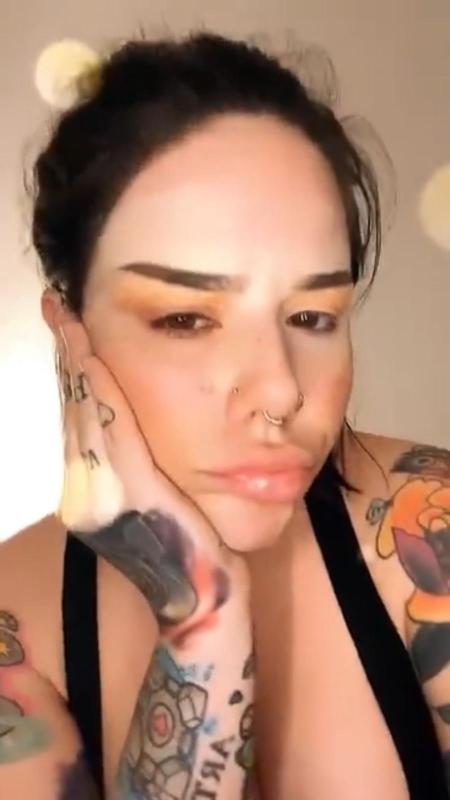 DOWN FOR HOOK UP 🍆🍆