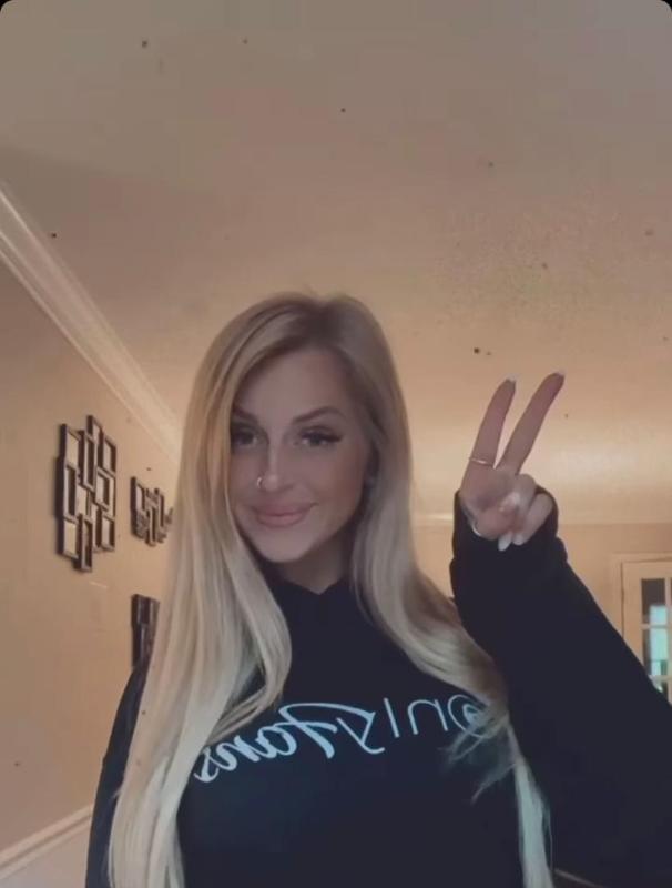 Available for hookup 😘 😘😘😘😘 (520) 333-6883