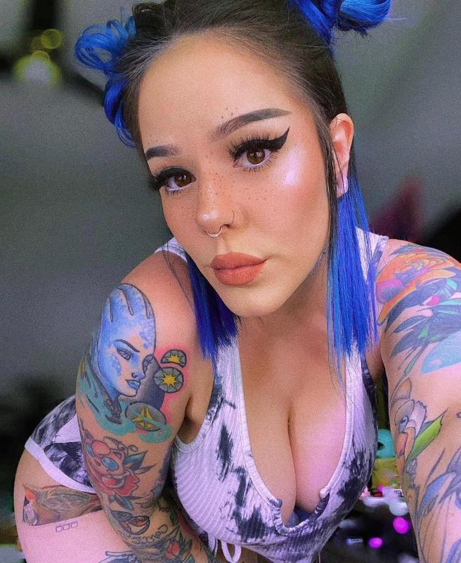 I’m down for hookup and body massage services 🥳😍