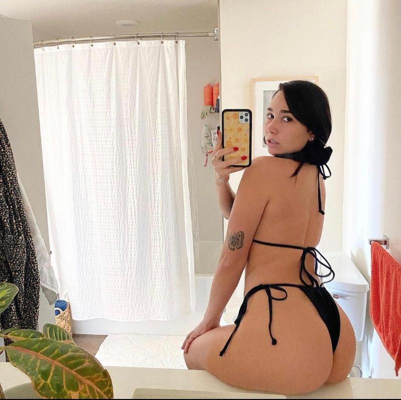 HOOKUPS ❤️🍑❤️🍑❤️