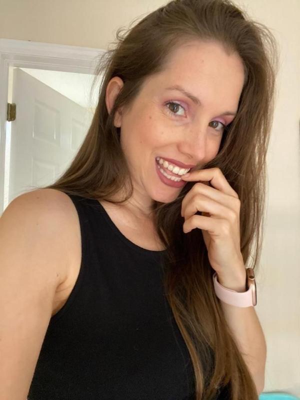 I’m available for hook up🦋💋🍆🍑🌹💦❤️❤️💯
