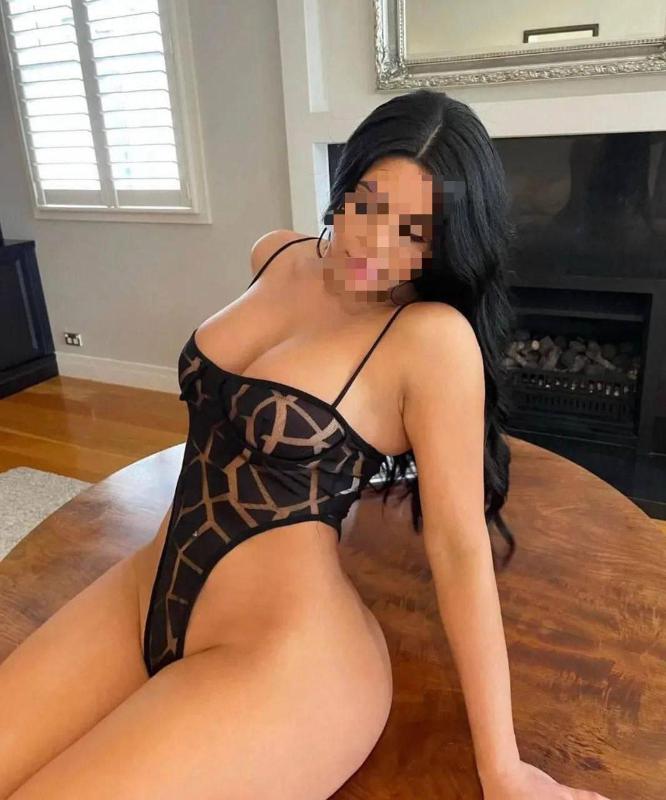 💋 👅 New Girl in the City 🍆 Nueva Chica Latina En La Ciudad 🍆🍑💦 BOSTON