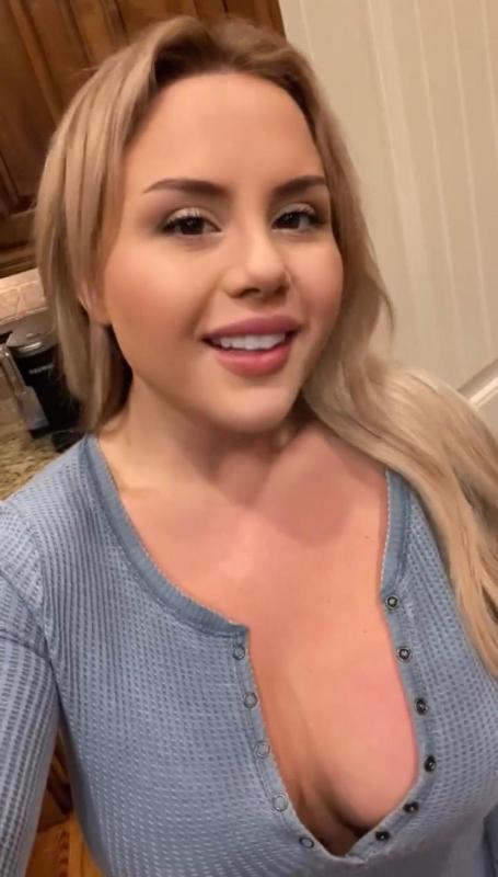 Hi I’m Sarah Available for Hookups just a text away.