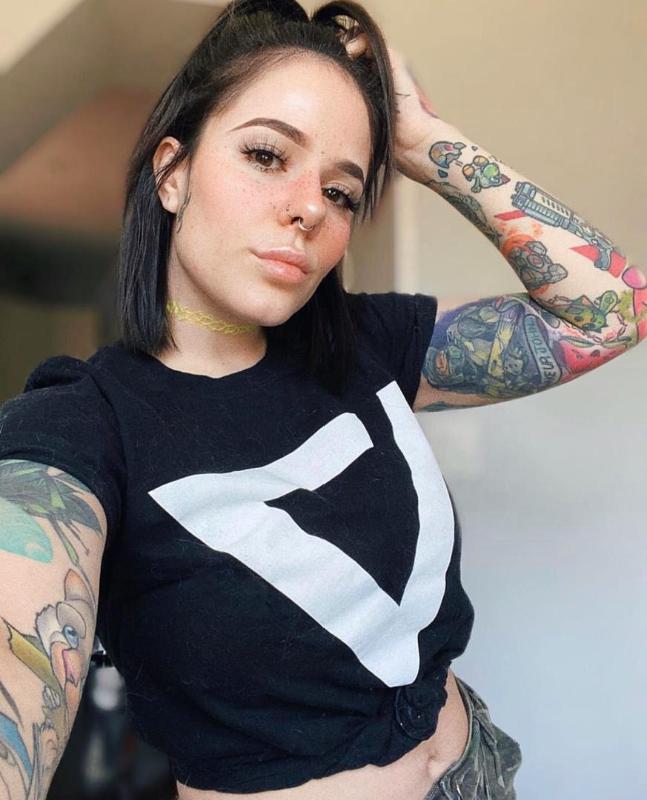 I’m available for hookup