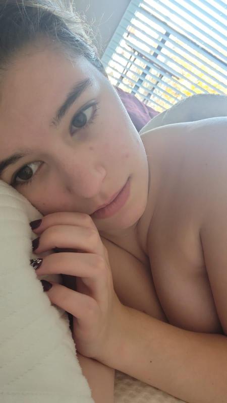 Down to fuck 👅🍆🍑💦🍑