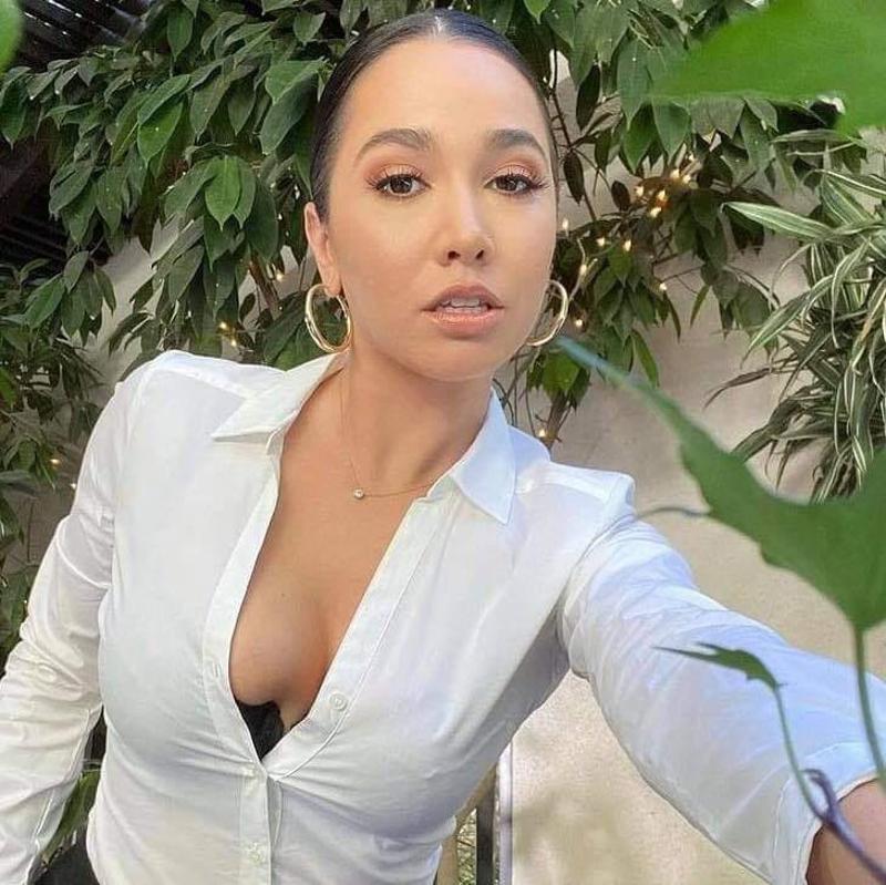 I’m Maria available 24/7 for serious men only