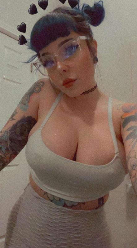 Hookup available