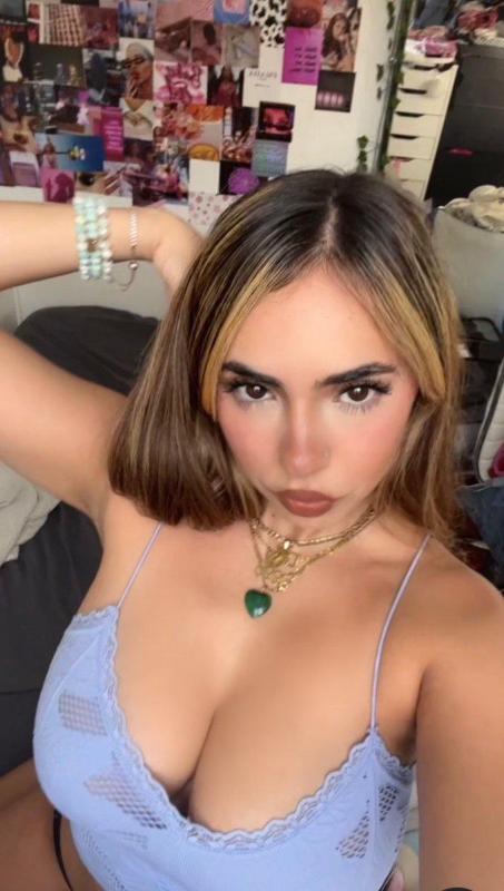 DISCREET HOOKUP SERVICE / MATURE MEN ONLY