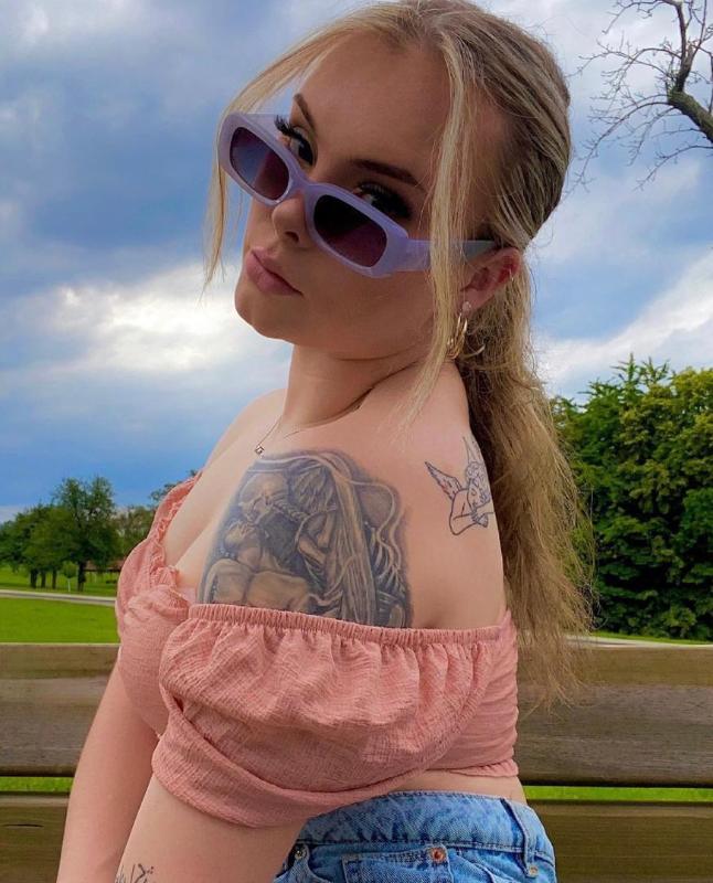 Serious relationship hook up