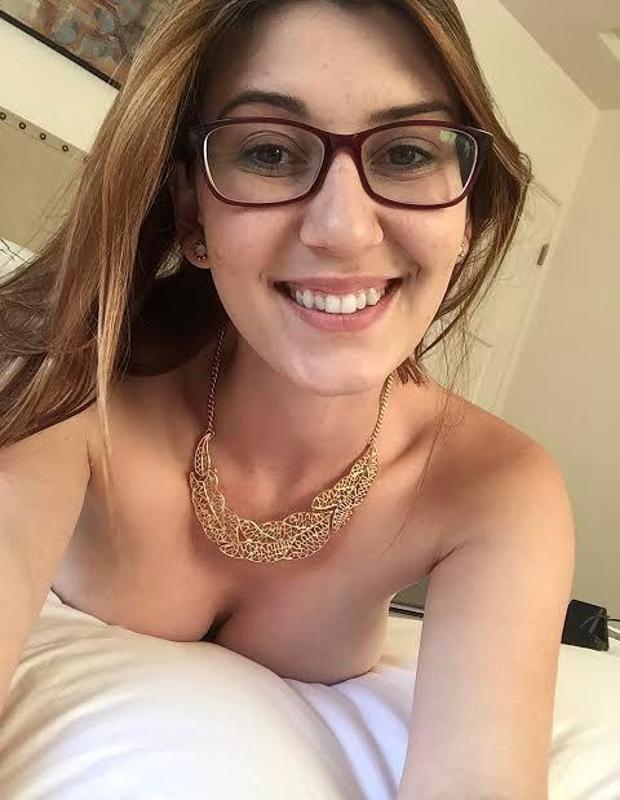 I'm available 24/7 incall/outcall and car sex 🍑💦