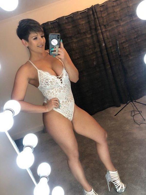 (508) 987-4494 I’m available for hookup sex 👅👅🍆🍆