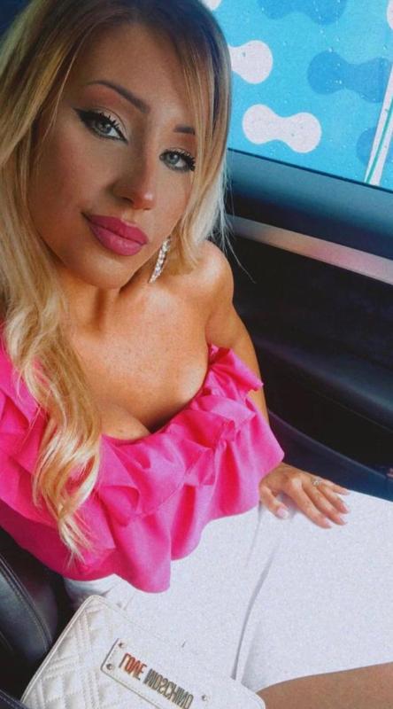 Incall and outcall . I’m ready to be your fantasy
