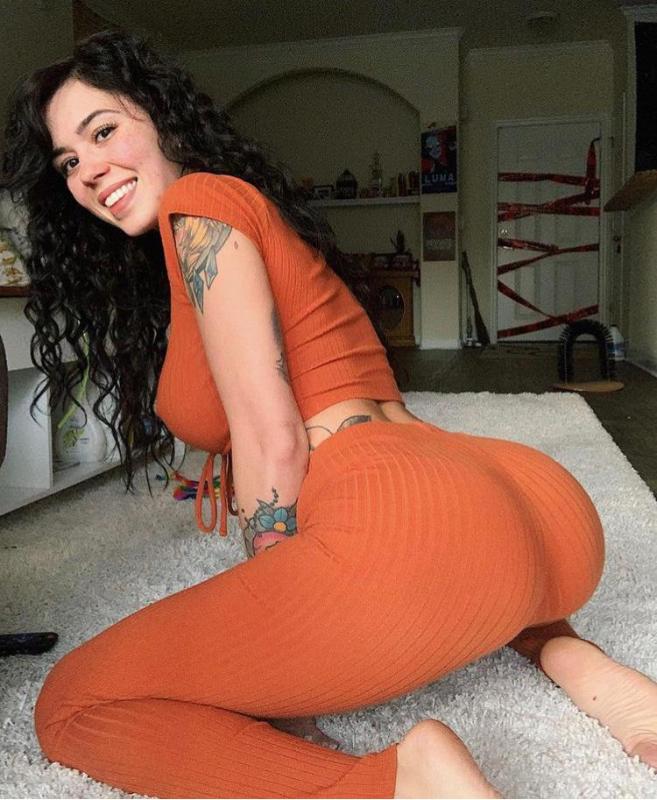 I’m down for hookup🍆💦❤️👅