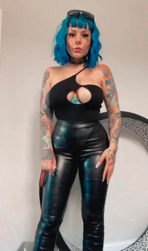 Escort 7865717892