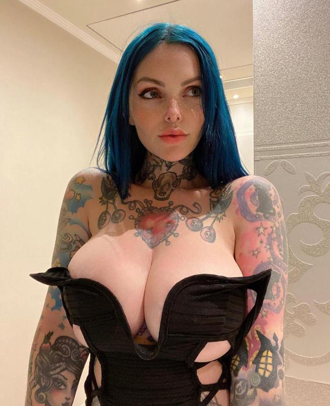 I’m available for hookup services incalls, outcalls, car date, hotels. 24/7