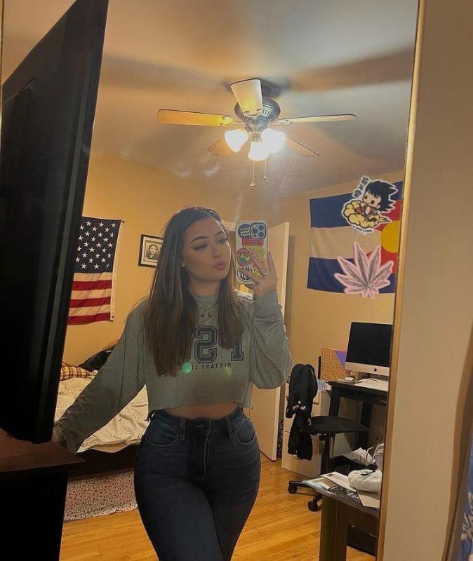 DOWN FOR FUN 👅